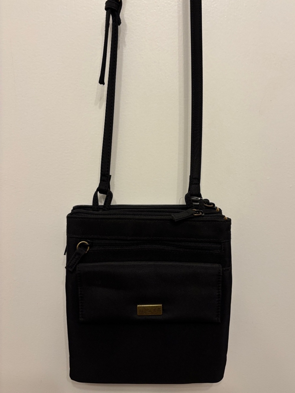 Vintage Y2K Black Nylon Multi-Pocket Crossbody Bag | Minimalist Travel Purse